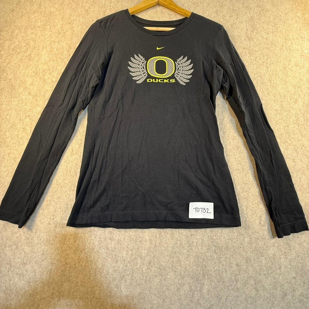 Nike Oregon Ducks Womens Slim Fit Long Sleeve Graphic T-Shirt Black Size M
